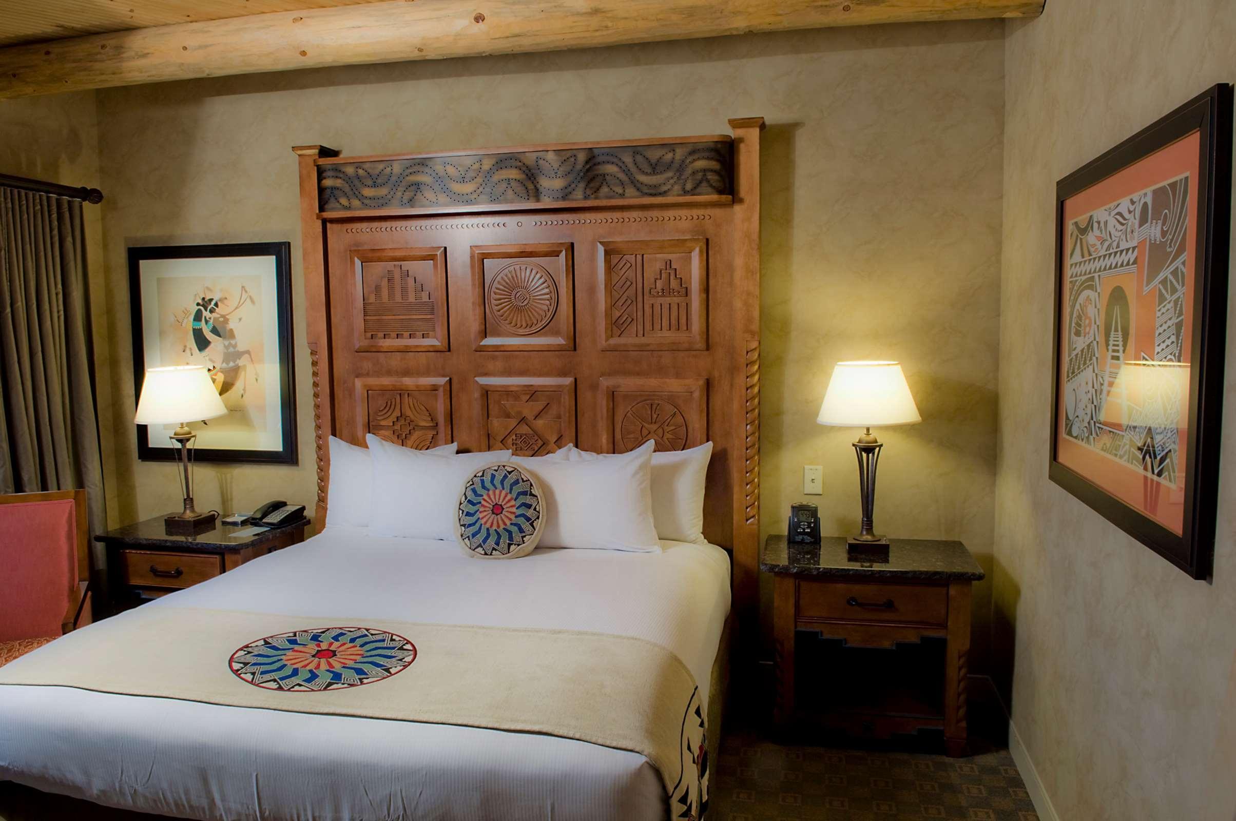 Hilton Santa Fe Buffalo Thunder Pojoaque Room photo